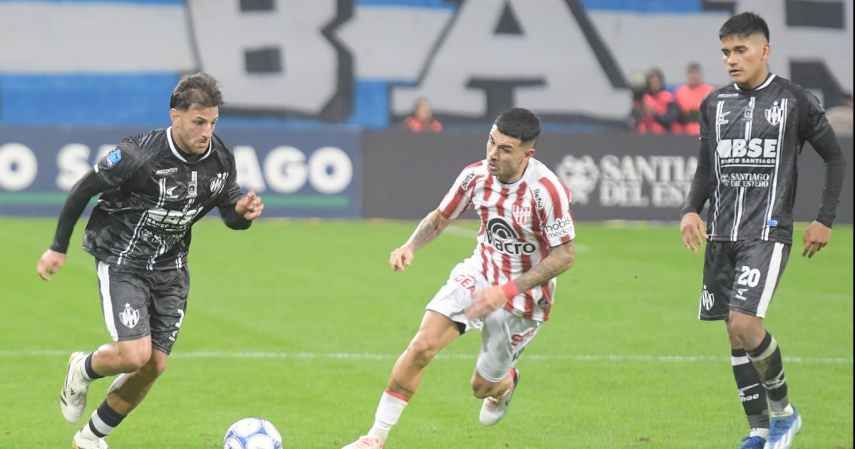 Central Coacuterdoba va por la recuperacioacuten frente a Tigre