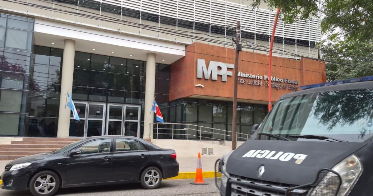 TRASLADO Villarroya ser conducida a la Fiscalía cerca del mediodía Celia Mussi tendría en carpeta ms de medio centenar de preguntas