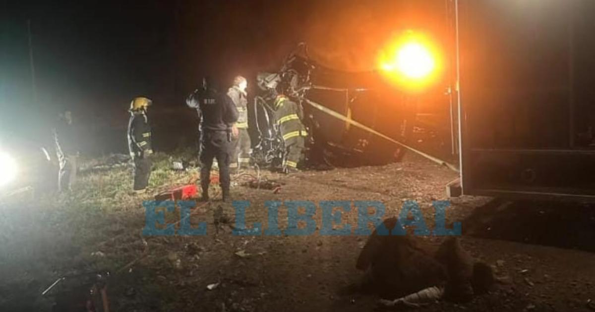 Tragedia en la Ruta 34- familia muere tras choque frontal con un camioacuten cisterna cerca de Malbraacuten