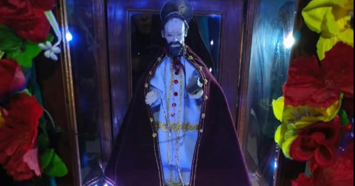 En camino a San Roque- la masiva procesioacuten de San Gil avanza a paso firme desde Sacha Pozo