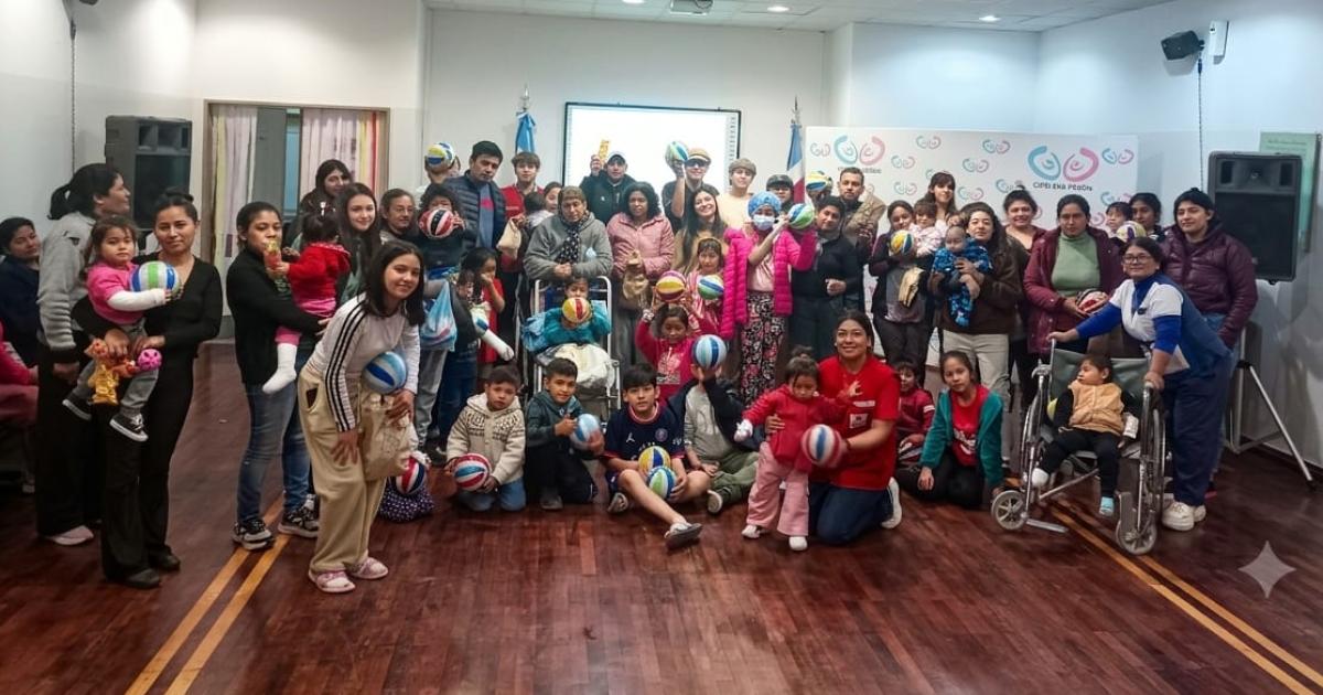 La Cruz Roja asistioacute a maacutes de 160 nintildeos del interior provincial en los festejos por el Diacutea del Nintildeo