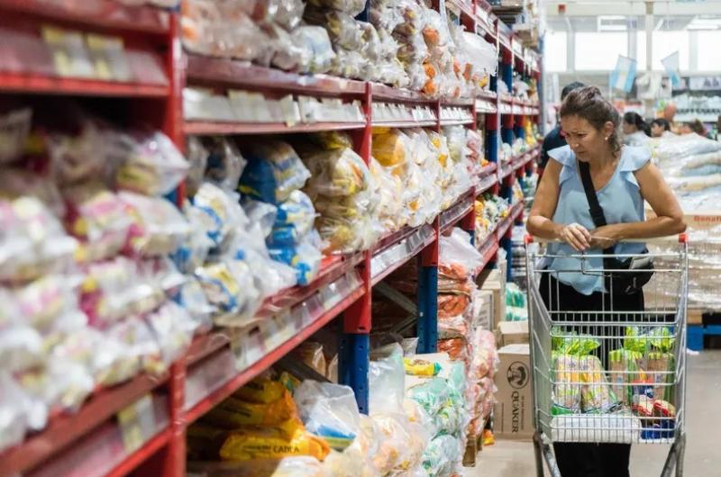 Tras la suba en julio la inflacioacuten volveriacutea a la desaceleracioacuten en agosto