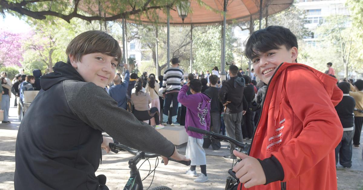 PLAZA LIBERTAD PARA FARMEAR AURA