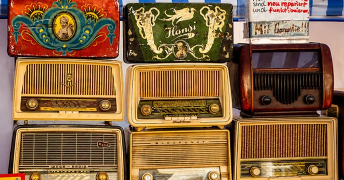 Se cumplen 106 antildeos de la primera transmisioacuten de radio- por queacute hoy es el Diacutea de la Radiodifusioacuten Argentina