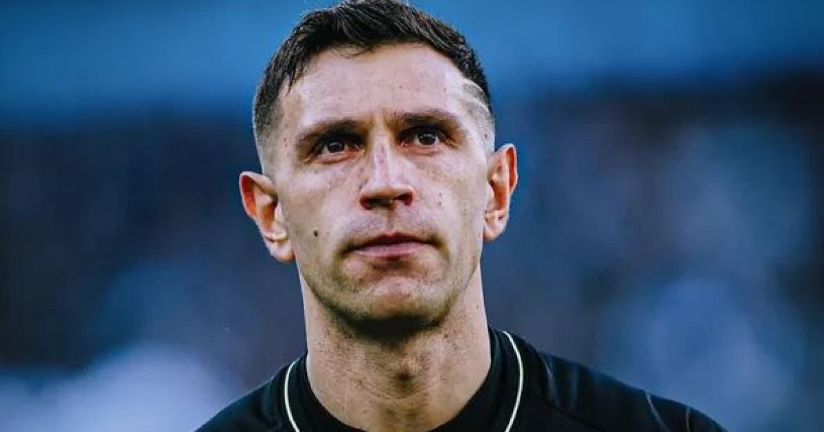 Chelsea acelera por Dibu Martiacutenez y prepara su llegada a Stamford Bridge