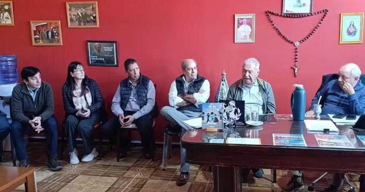 UNÁNIME Decisión adoptada en sesión ordinaria