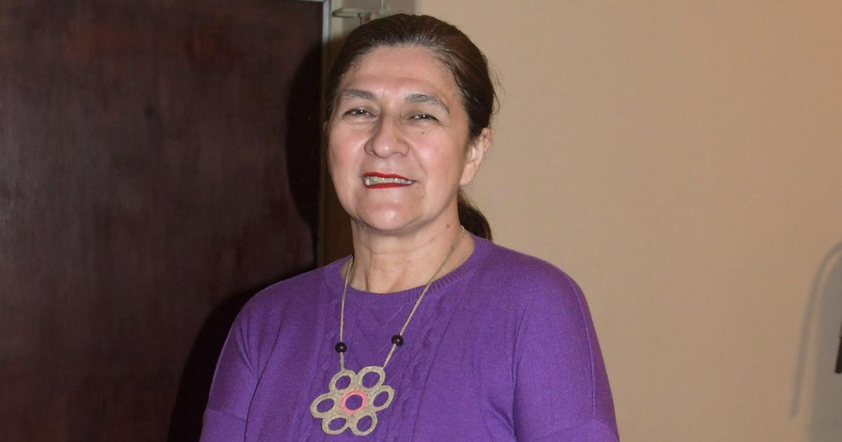 SIETE VIENTOS EN EL SALOacuteN DE LOS ESPEJOS
