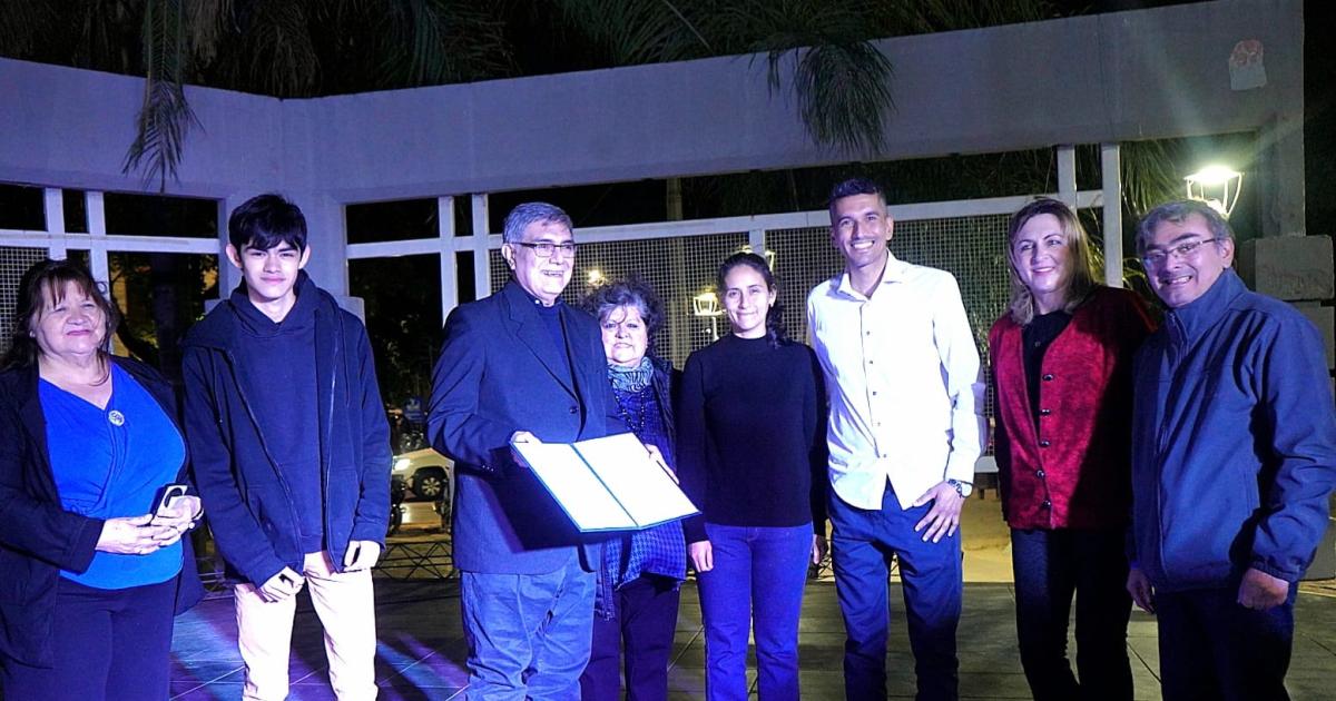 Emotivo homenaje a Domingo Bravo y Ricardo Dino Taralli