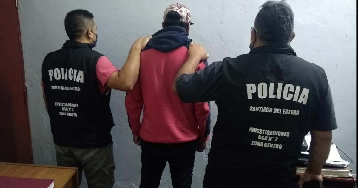 Apresan a un depravado sujeto acusado de abusar de su hijastra de 15 antildeos