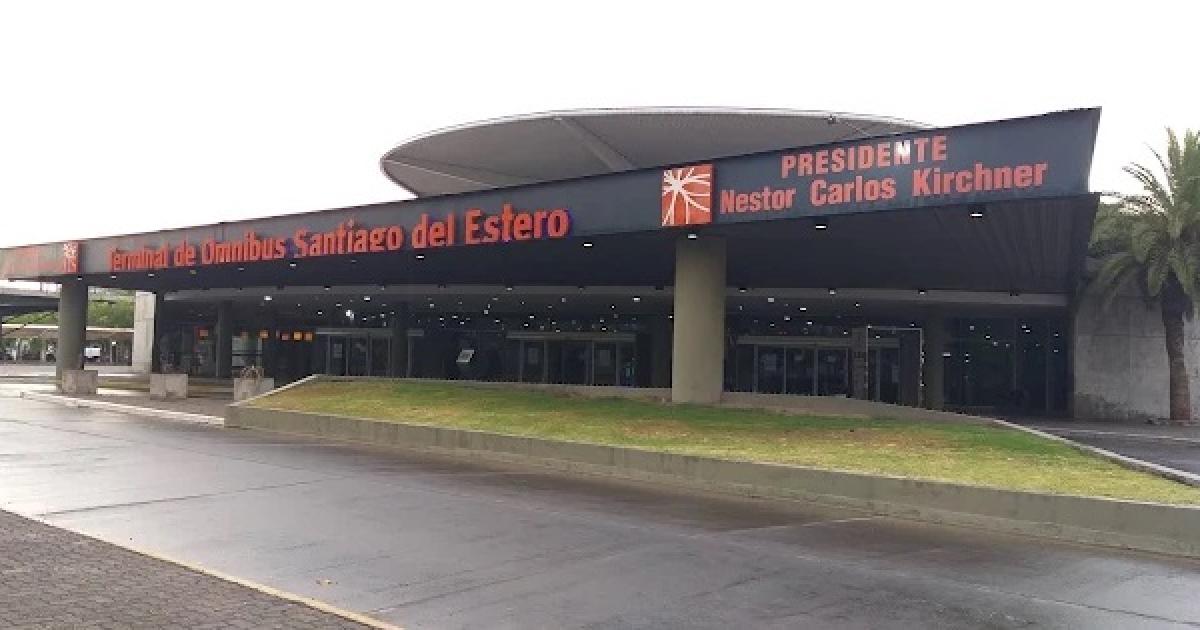 Saltentildeo manoseoacute a una pasajera que viajaba dormida en un colectivo