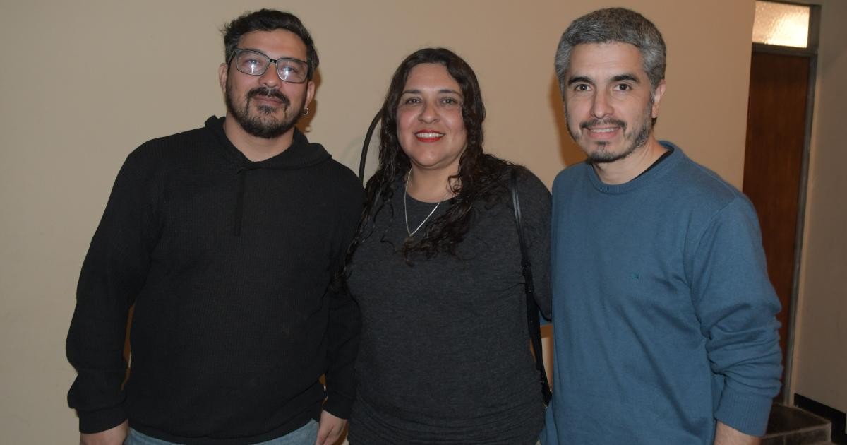 SIETE VIENTOS EN EL SALOacuteN DE LOS ESPEJOS