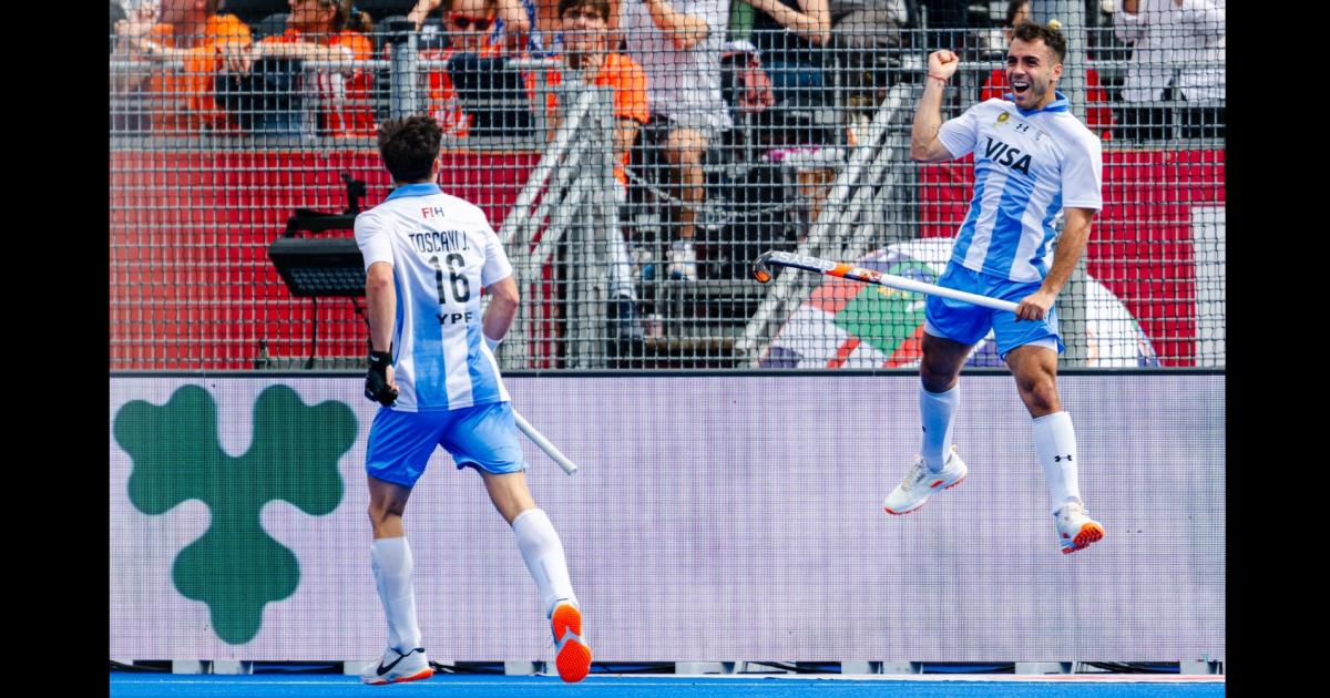 Los Leones le ganaron al anfitrioacuten Paiacuteses Bajos y se colgaron el bronce- doble podio histoacuterico para el hockey argentino
