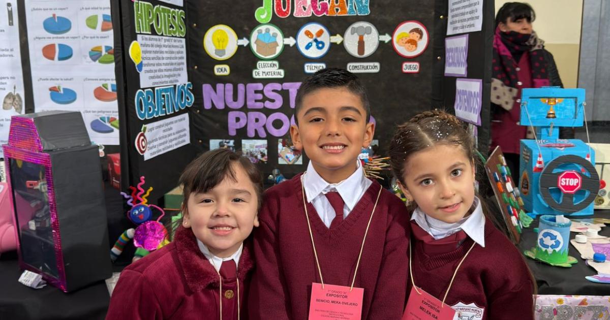 Gran presencia del Colegio Mariano Moreno en la Feria de Ciencias