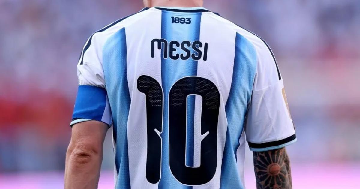 La 10 de Lionel Messi en la Selección Argentina que ahora quedar� vacante (Carl RecineGetty Images)
