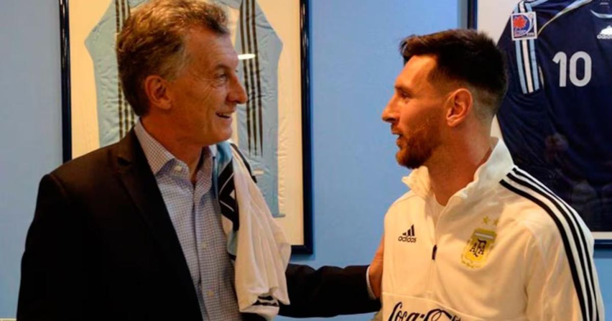 Mauricio Macri le dedicó un mensaje a Lionel Messi por su retiro de la Selección (Foto- AP)