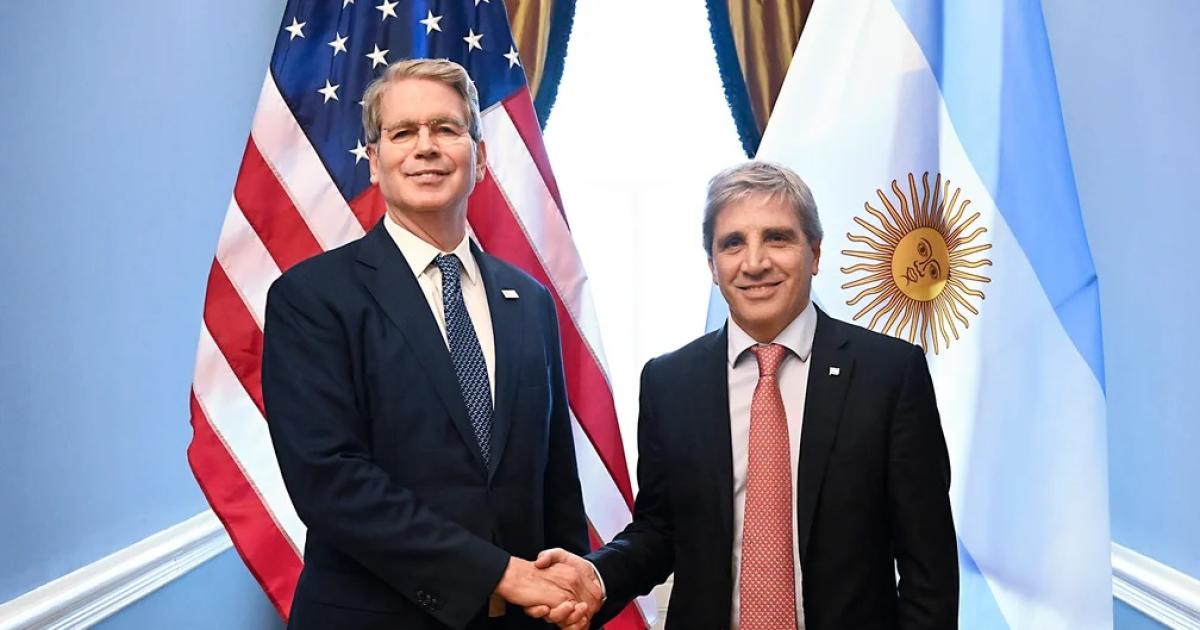 Bessent recibioacute a Caputo y elogioacute el plan de ajuste econoacutemico que lleva adelante el gobierno argentino