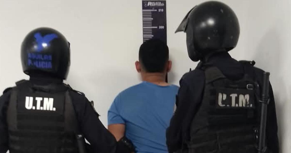 Detuvieron a un joven que teniacutea pedido de detencioacuten por robo