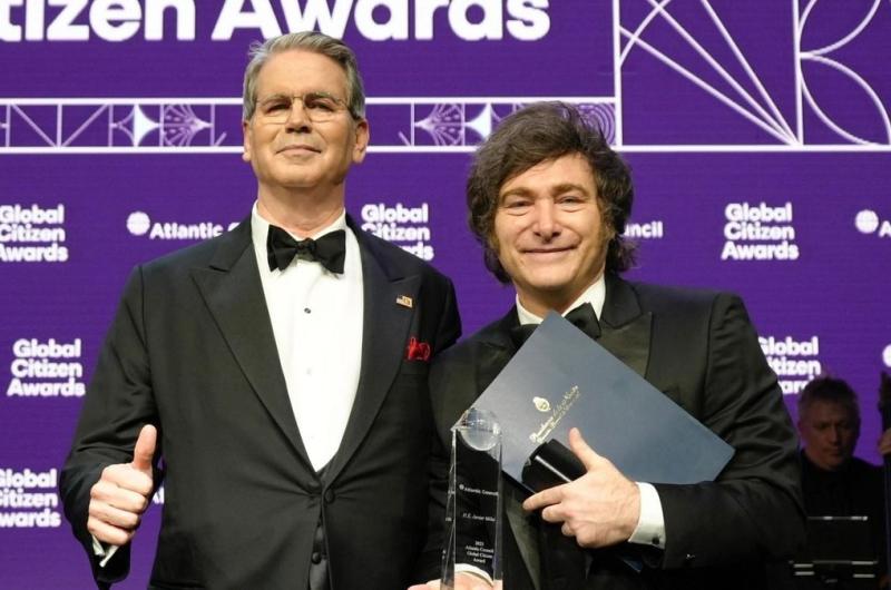 Scott Bessent destacó le gestión de Javier Milei antes de reunirse con Luis Caputo (Foto- Google)