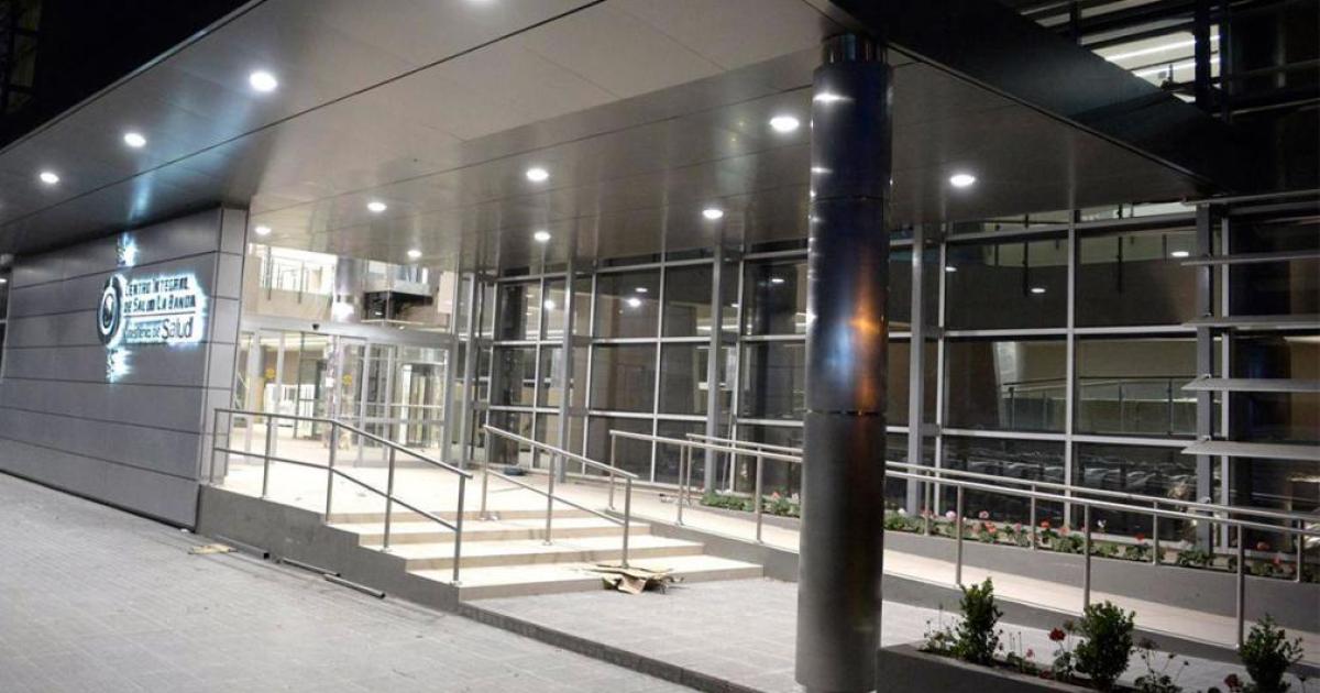 Una violenta gresca a la salida de baile terminoacute con un joven apuntildealado