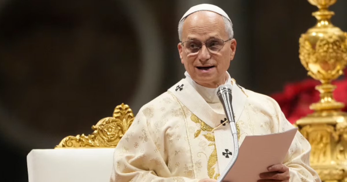 El papa León XIV durante la misa de Navidad en el Vaticano (AP FotoGregorio Borgia)