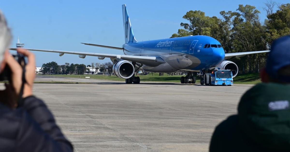 Paro de ATE en aeropuertos- el Gobierno exigioacute garantizar el 75-en-porciento- de los vuelos