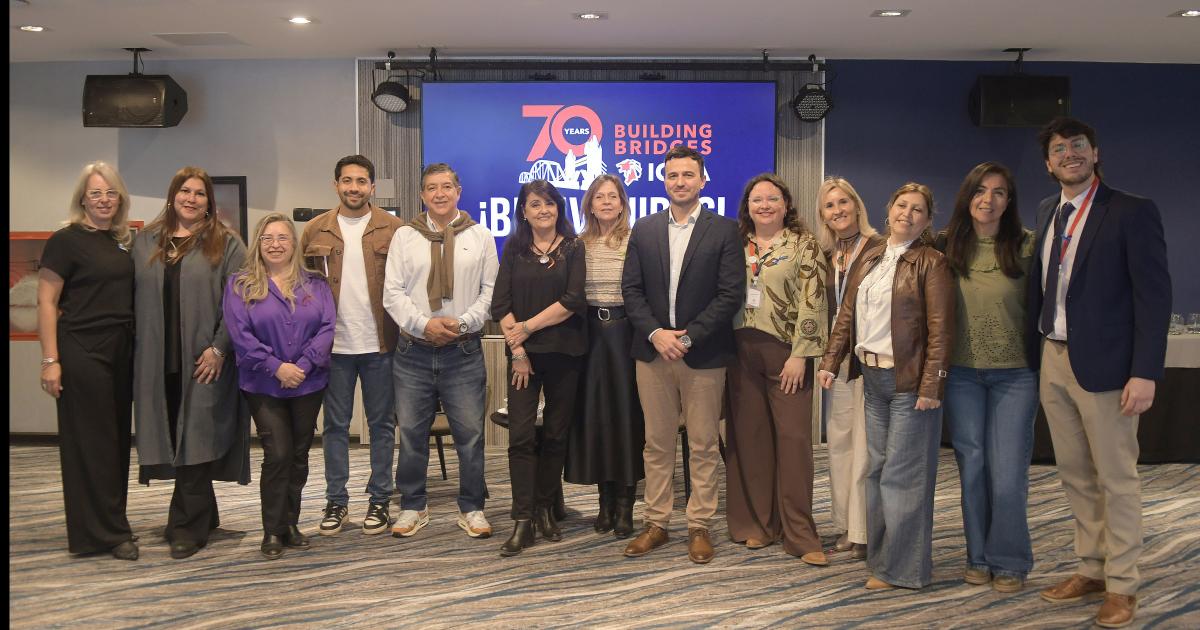 EL ANGLO ARGENTINO CELEBROacute SUS 70 ANtildeOS