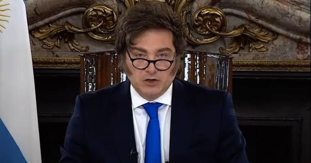 Javier Milei grabar un nuevo mensaje para la ciudadanía (Foto Clarín)