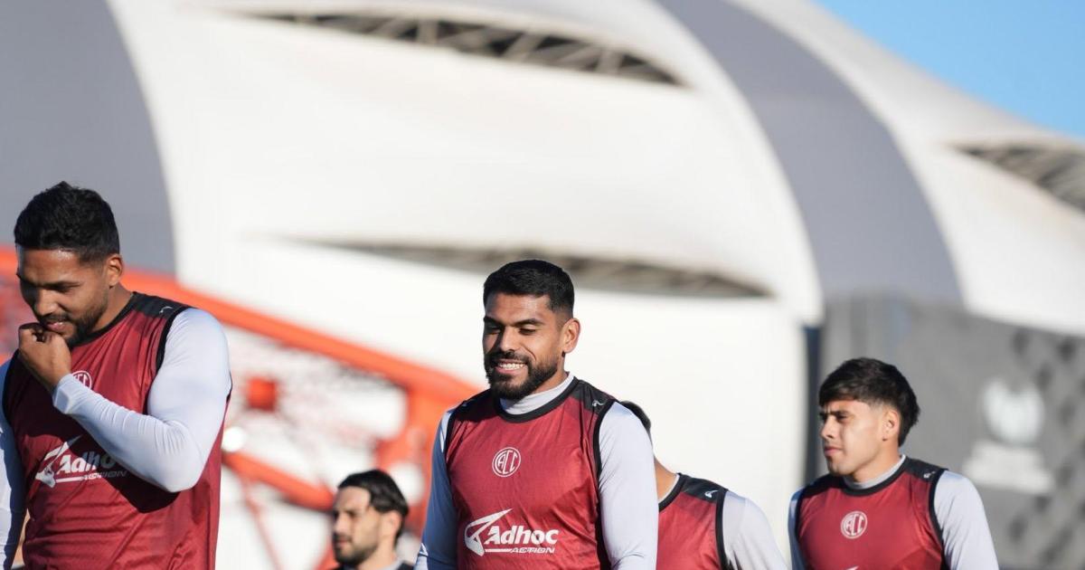Domiacutenguez iriacutea sin cambios ante el Rojo y Vera auacuten lamenta el empate ante la T