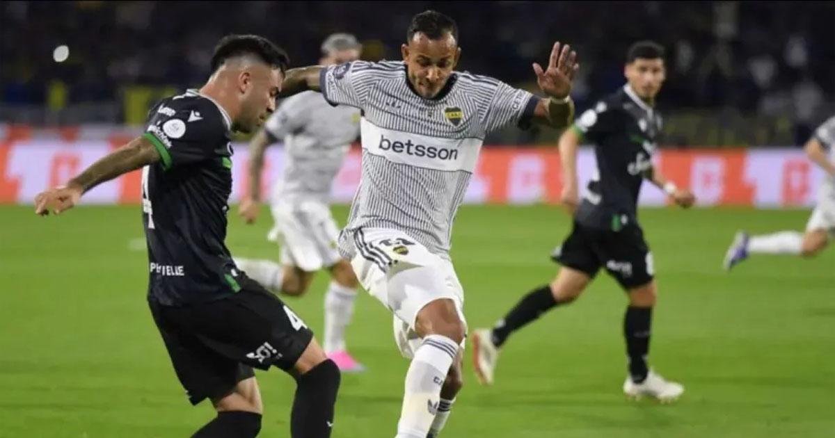 Veacutelez evaluacutea denunciar a Boca por el partido de Copa Argentina