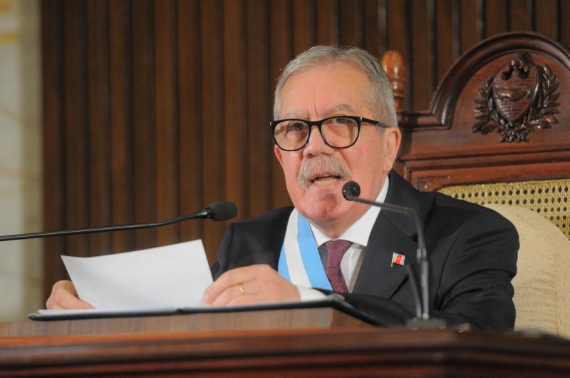El gobernador de Santiago del Estero Elías Su�rez