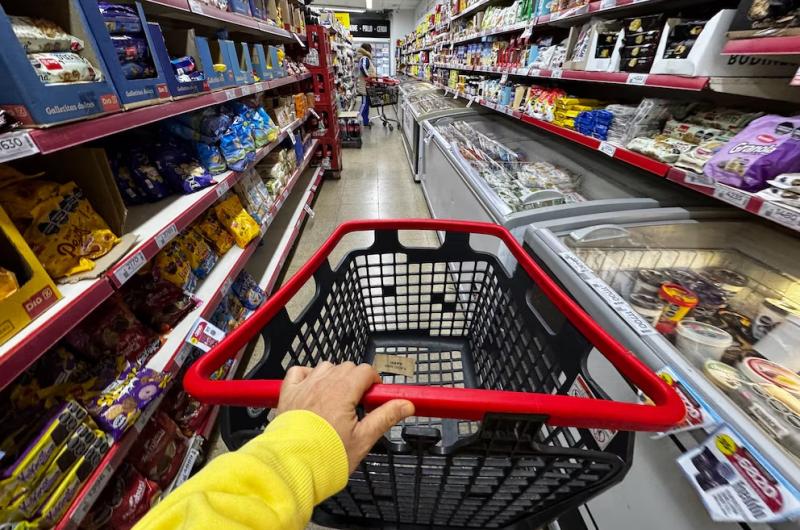 La inflación perforaría el 2-en-porciento- mensual en agosto seg�n las consultoras que releva el BCRA (Fuente- EFE)