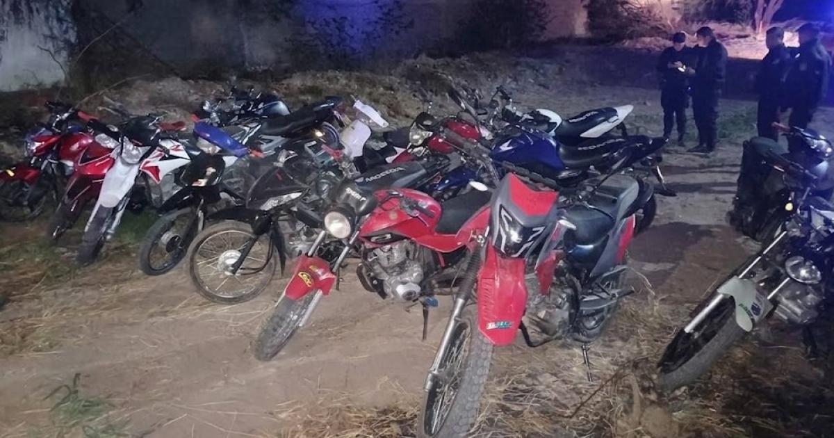 Picadas- secuestran 18 motos de corredores 5 de ellos menores
