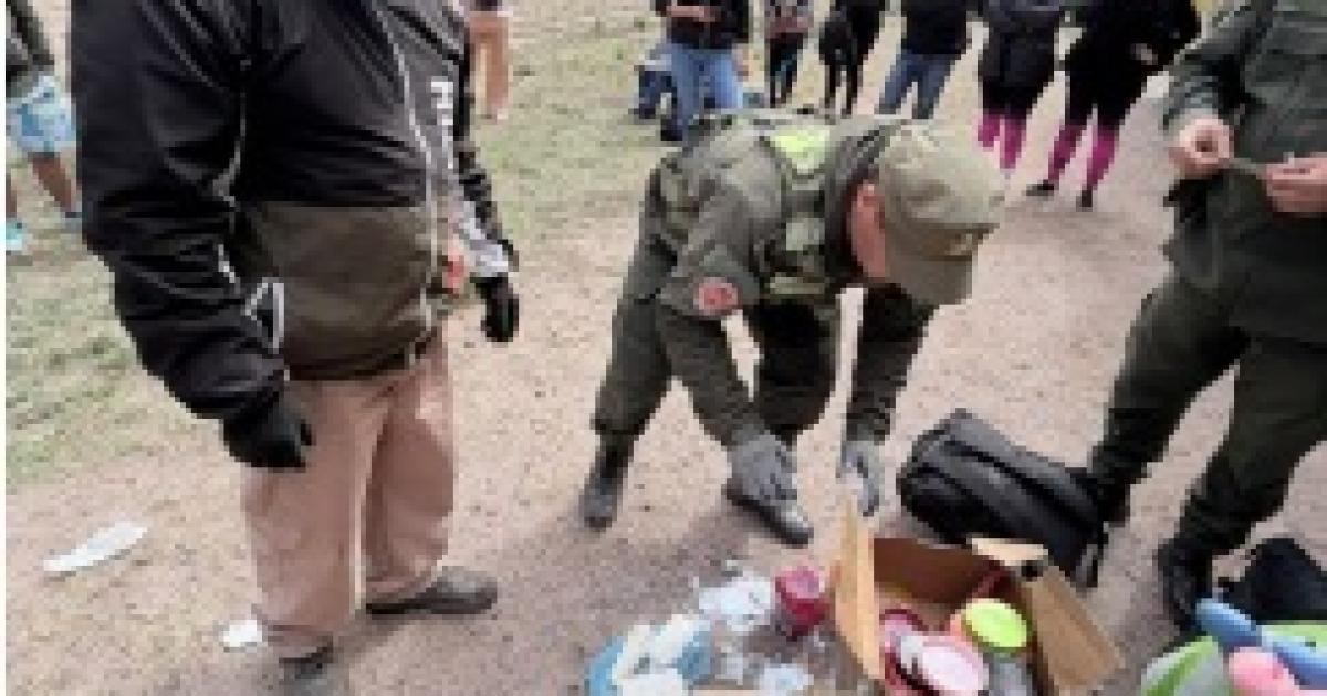Millonario golpe al narcotraacutefico- interceptan tour de compras con casi 10 kilogramos de cocaiacutena