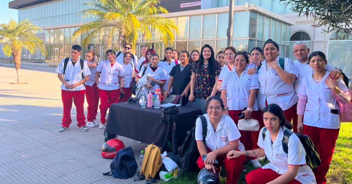 TRABAJO Un grupo se encuentra en la UPA N�7 Parque Aguirre en donde les dieron una c�lida bienvenida