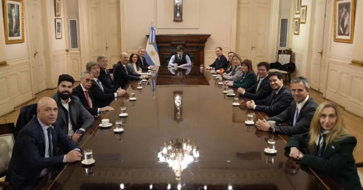 Javier Milei se re�ne con sus ministros en Casa Rosada (Foto- Presidencia)