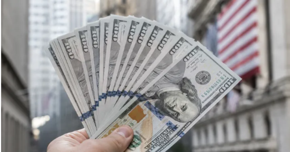 El doacutelar como ancla perpetua- el costo de priorizar la paridad sobre la economiacutea real