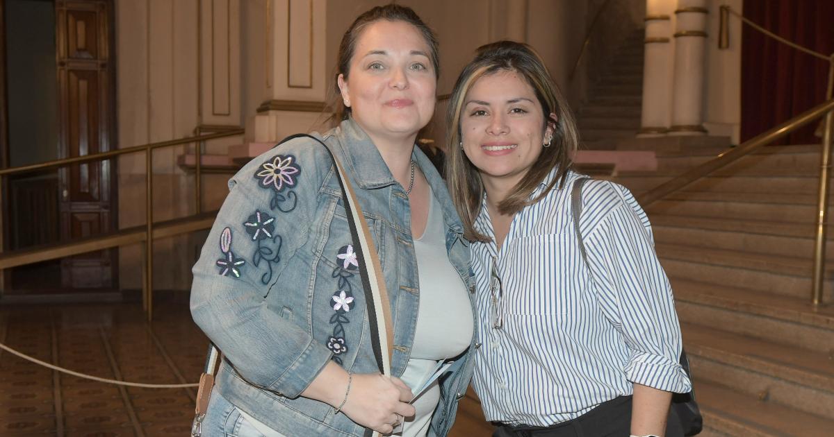 VIUDAS E HIJAS