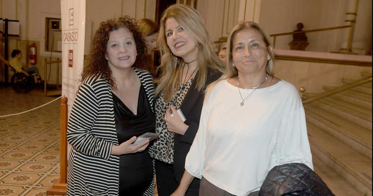 VIUDAS E HIJAS