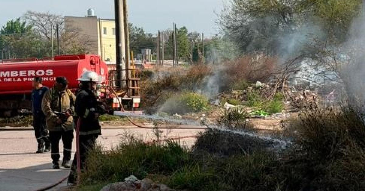 Preocupacioacuten en Lomas del Golf por un incendio en un terreno