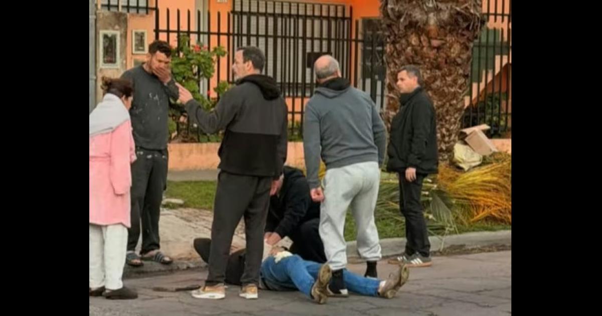 VIDEO Tensioacuten y paacutenico- balearon a un hombre cuando dejaba a su hija en la puerta del colegio