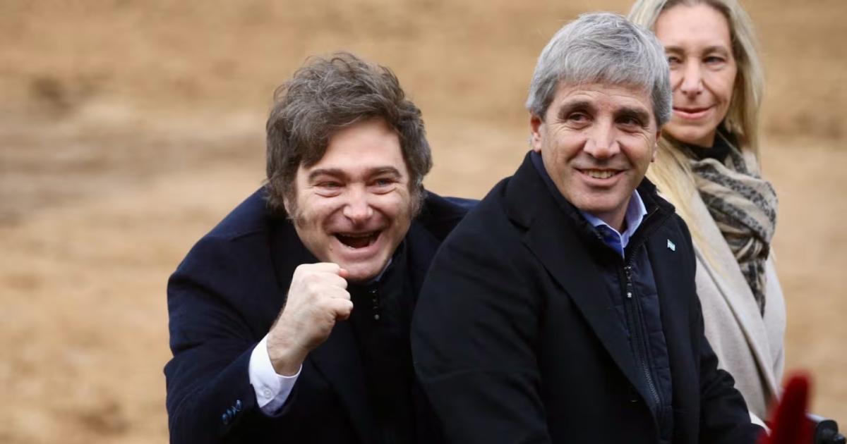 Javier Milei y Luis Caputo celebraron el dato de inflación de agosto (Foto- AFP)