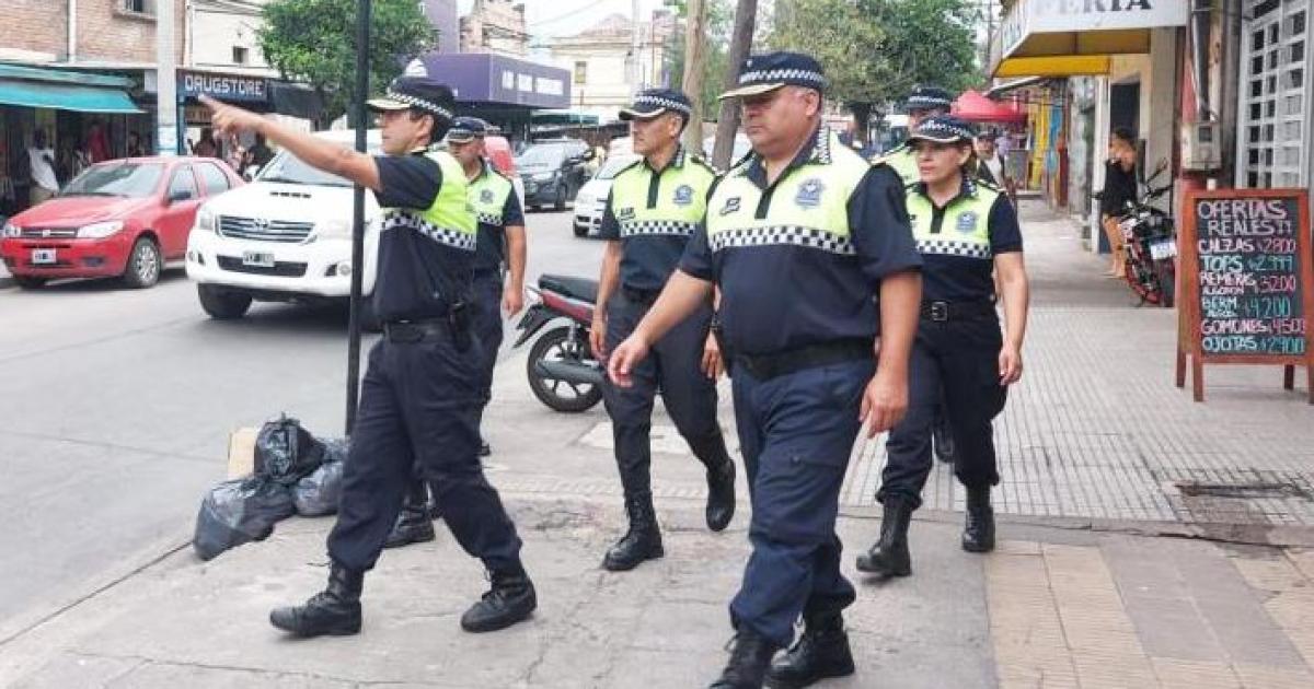 Detenido en vía pblica por discutir y sacar un arma de fuego - Foto- Contexto
