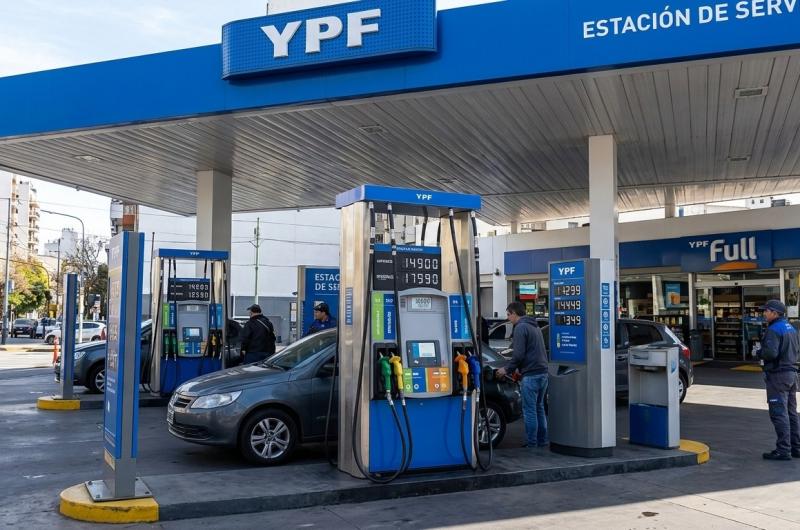 El precio del petroacuteleo pone en duda una posible baja de la nafta en Argentina