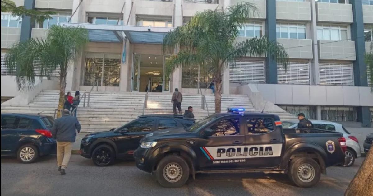 PERICIAS- Ahora la Fiscalía trabaja con los comprobantes de transferencias en jaque La imputada era cliente desde el año 2023 junto a su novio e hijos