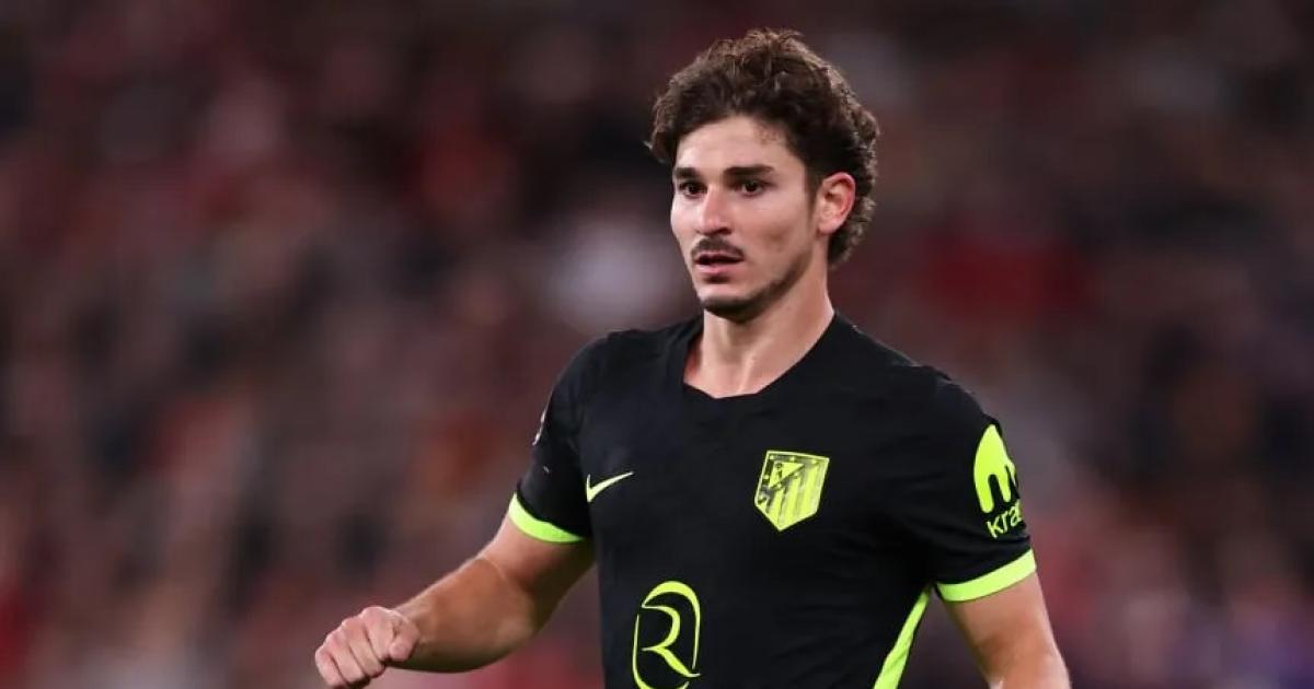 Julin Álvarez en el encuentro de Atlético de Madrid con Liverpool por la Champions League (Robbie Jay Barratt - AMAGetty Images)