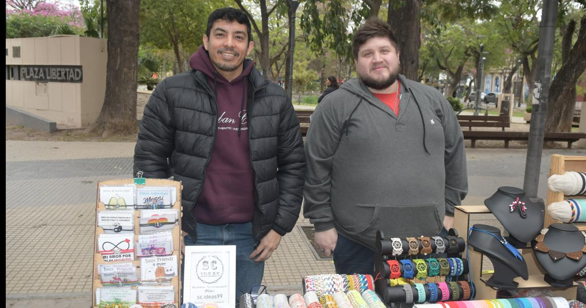 EXPO JOVEN EN LA PLAZA LIBERTAD