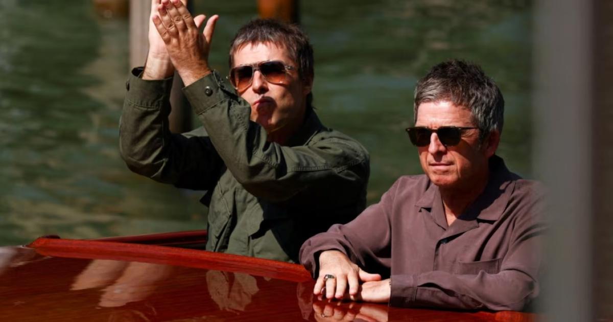 Liam y Noel Gallagher llegando al Festival de Cine de Venecia