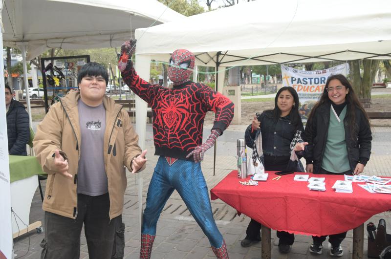 EXPO JOVEN EN LA PLAZA LIBERTAD