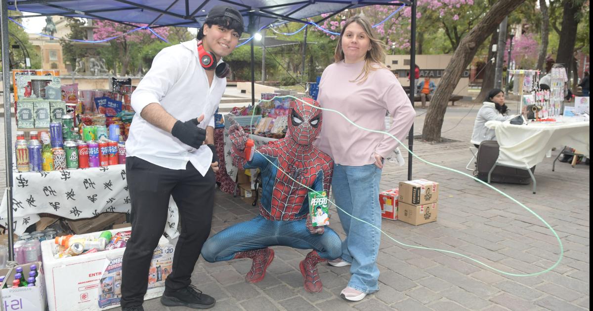 EXPO JOVEN EN LA PLAZA LIBERTAD