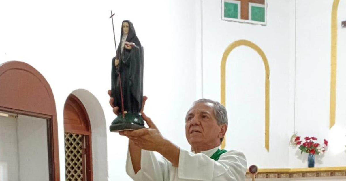 Emotivo- entronizaron la imagen de Santa Mama Antula en una parroquia de Colombia